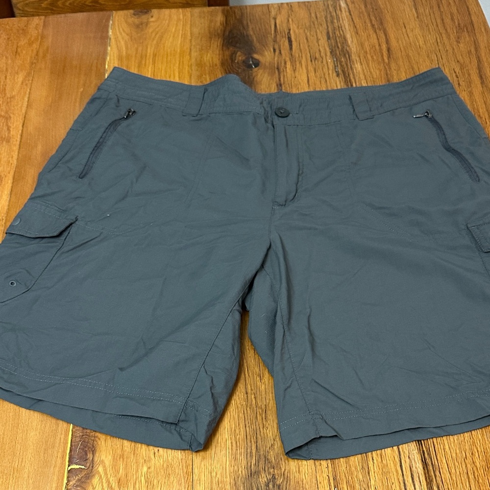 Columbia Women's Dark Gray Quick Dry Shorts